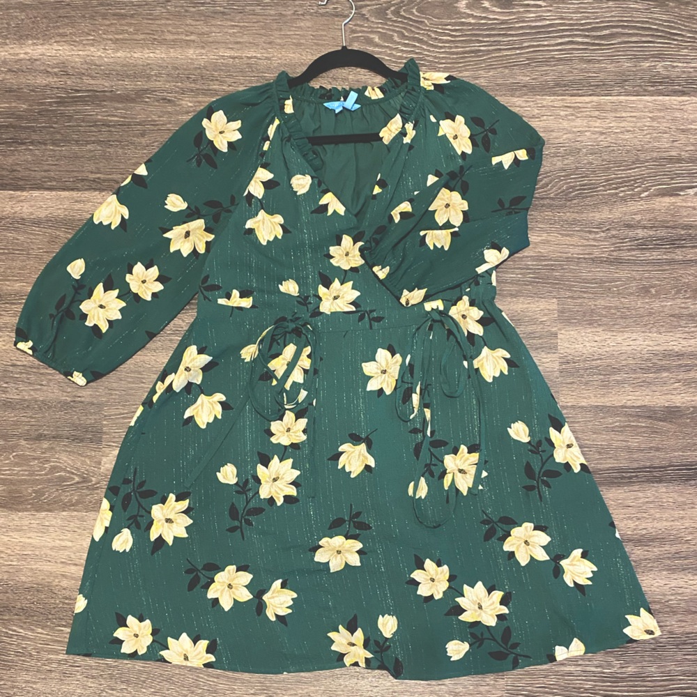 Draper James Mini Martina Dress in Green Magnolia
